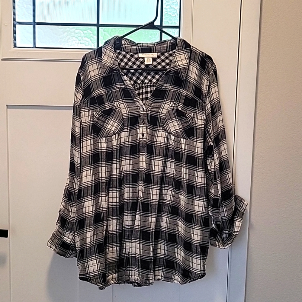 Maternity checkered blouse